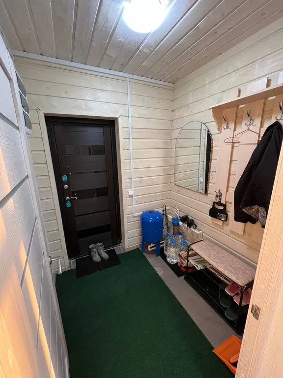 Коттедж Уютный дом с баней и видом на озеро Врево — Луга