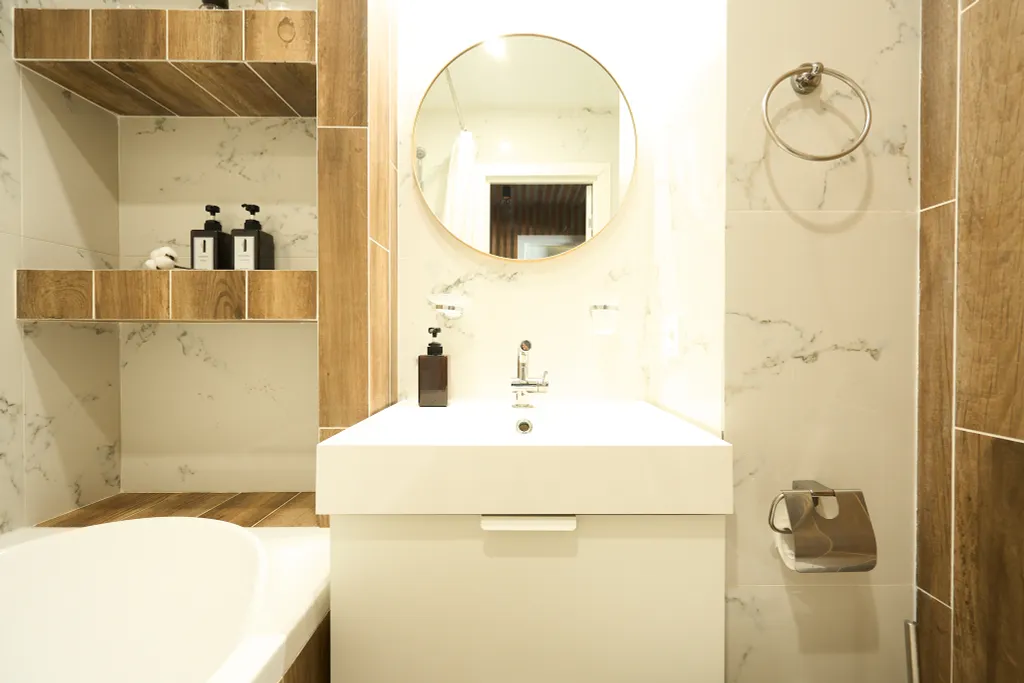 Квартира с дизайнерский ремонтом в новом доме, есть парковка