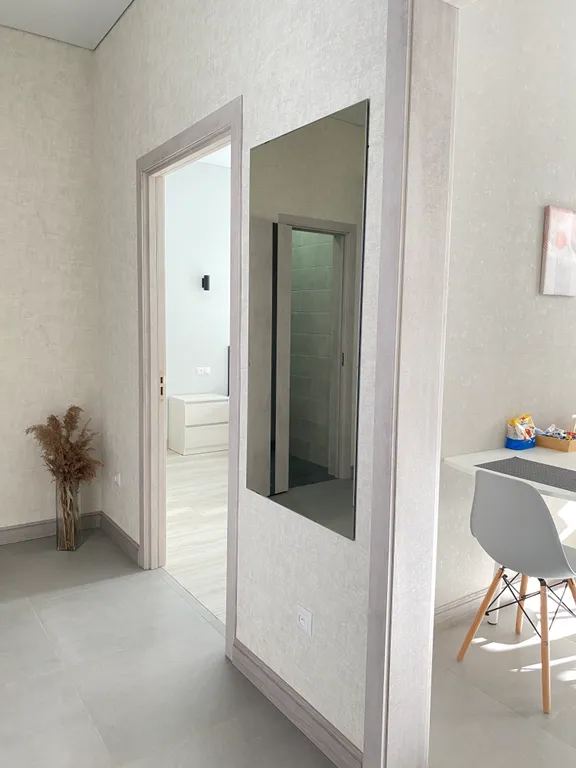 Уютный апартамент на берегу реки с видом на горы