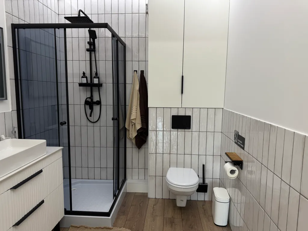 Коттедж Дом с панорамными окнами • на 6 человек • внутри ЦКАД — Становое