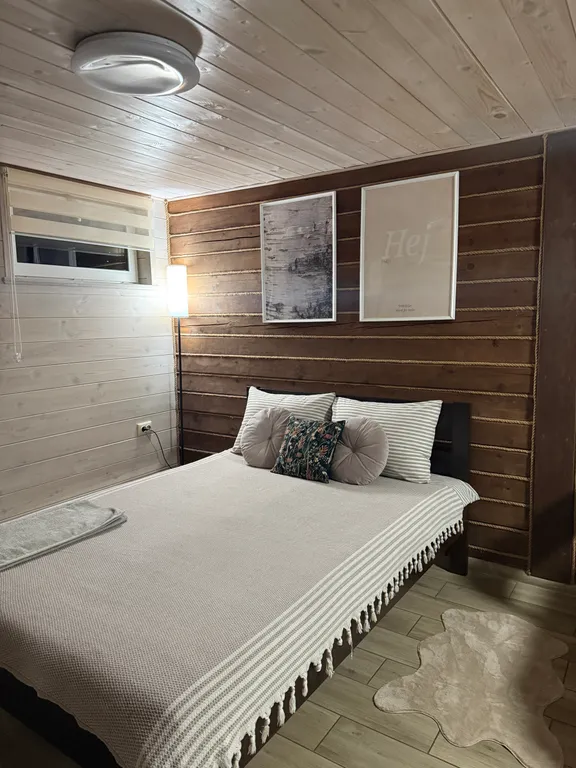 Коттедж Дом благоустроенный с видом на гору — аренда посуточно в Манжерок