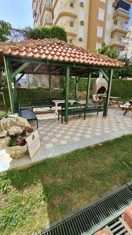 Апартамент рядом с морем в комплексе с бассейном