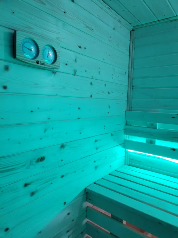 Коттедж Дом с баней в лесу — Агалатово