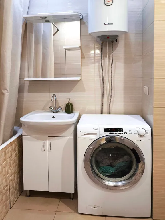 Двухкомнатная квартира с большой кухней