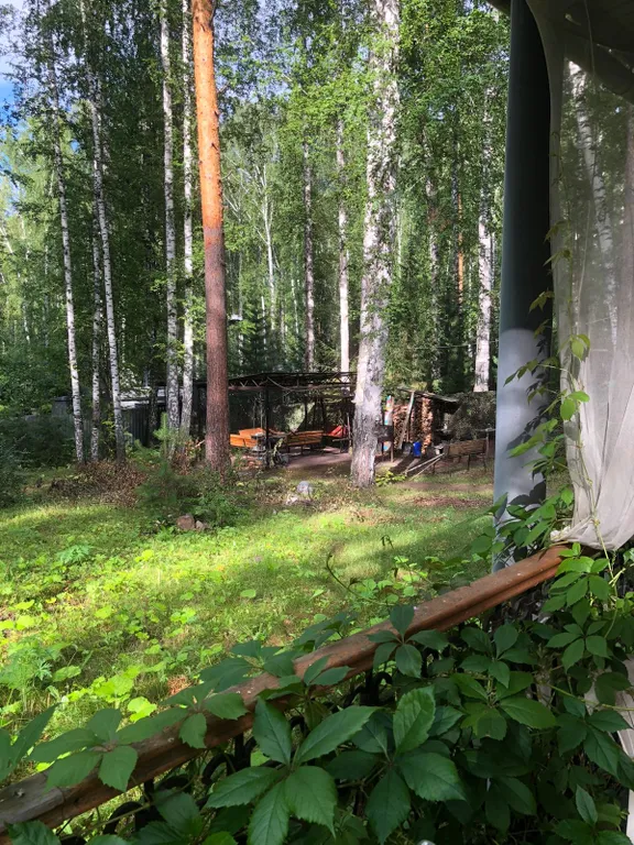 Коттедж на территории базы отдыха Молодёжная у озера Еланчик