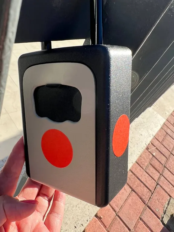 Стильные апартаменты в центре, в 3-минутах от пляжа