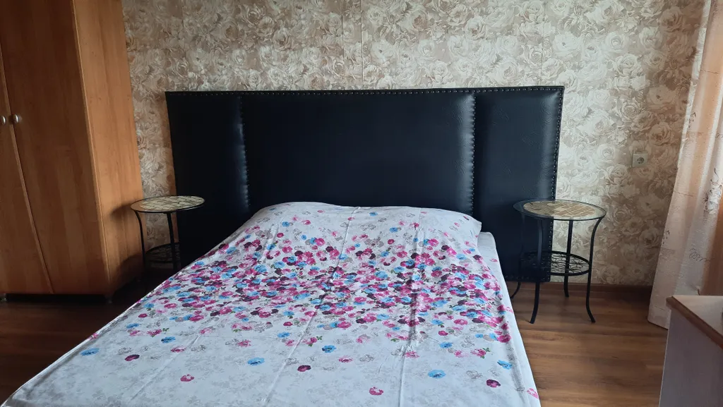 Площадь Ленина, центр 3-х комнатная квартира