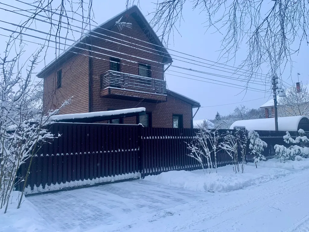 Коттедж Дом в лесу — Петровское