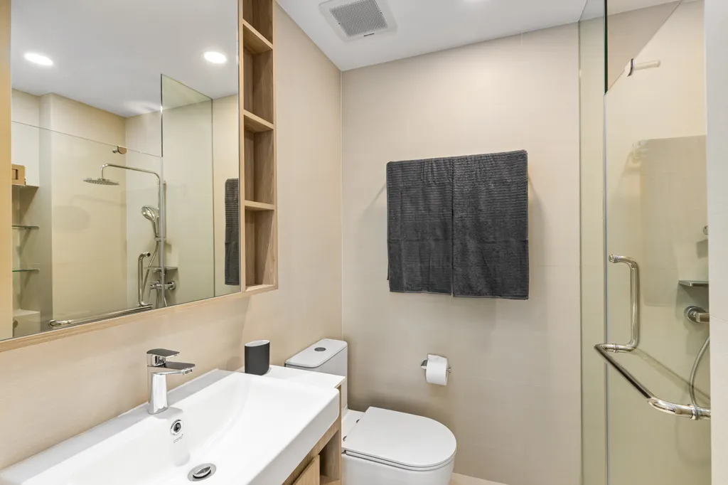 Новые дизайнерские апартаменты Skypark в Laguna Phuke с видом на гольф