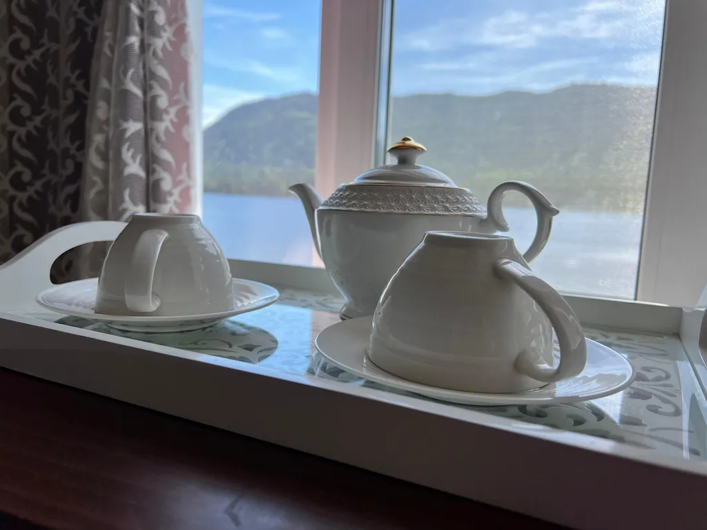 Дом Прованс на берегу озера