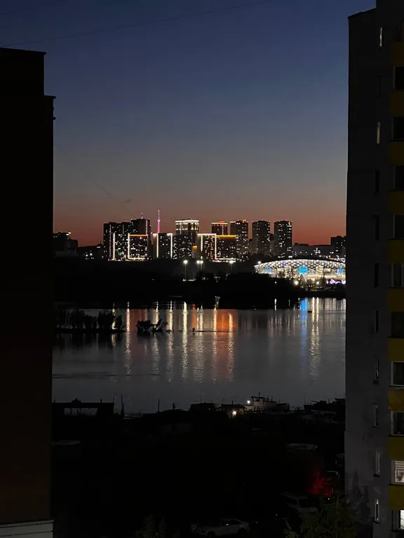 Квартира на набережной у реки