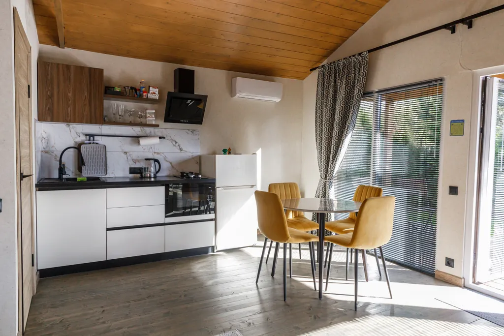 Коттедж у реки в центре Звенигорода