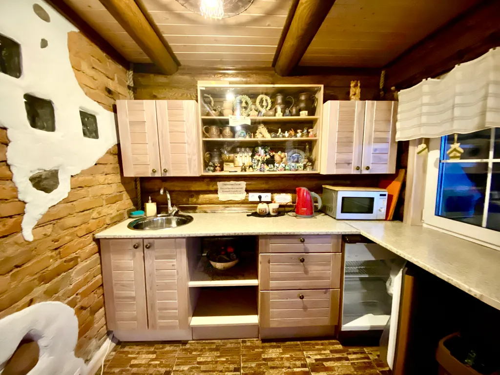 Дом для большой компании возле Мирского замка