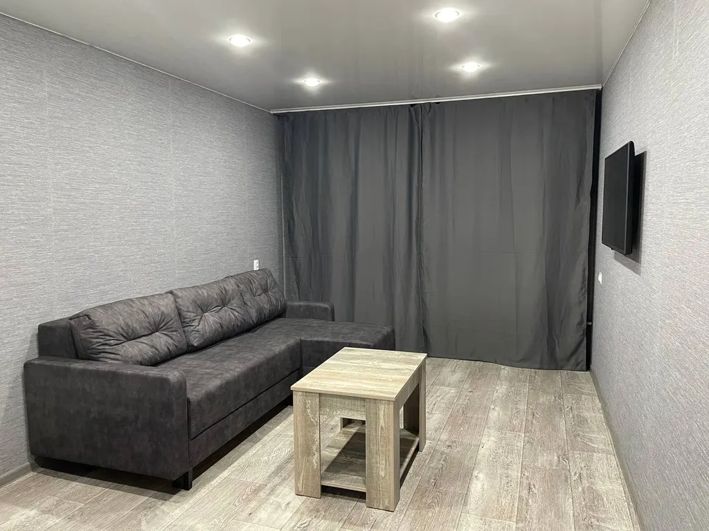 Квартира в хорошем районе — аренда посуточно в Черногорск