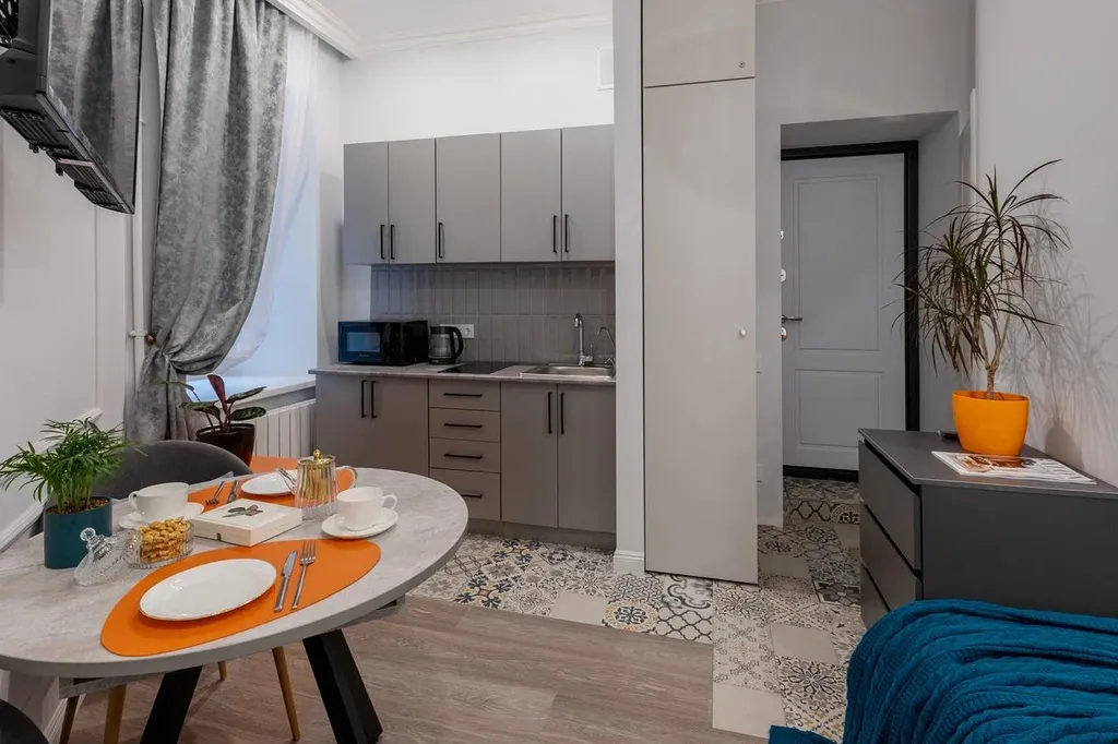 Исторический Петербург у порога - Центр, уют, новый интерьер