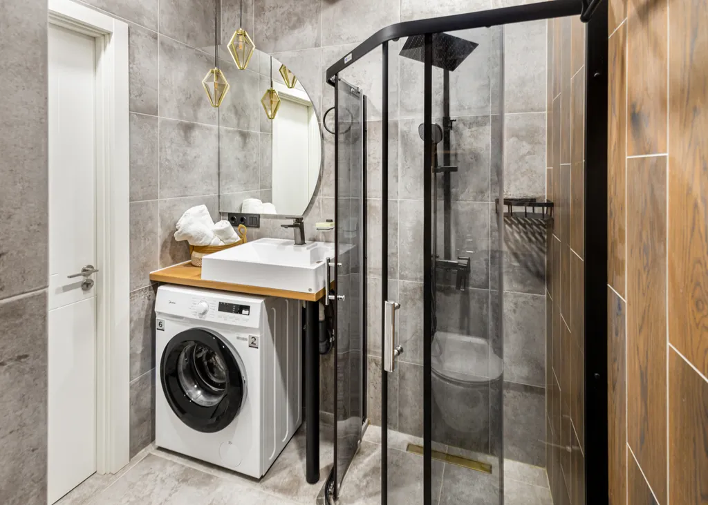 Studio University III