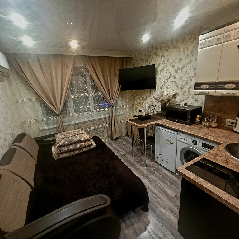 Уютная студия в центре с панорамным видом на Арсгора