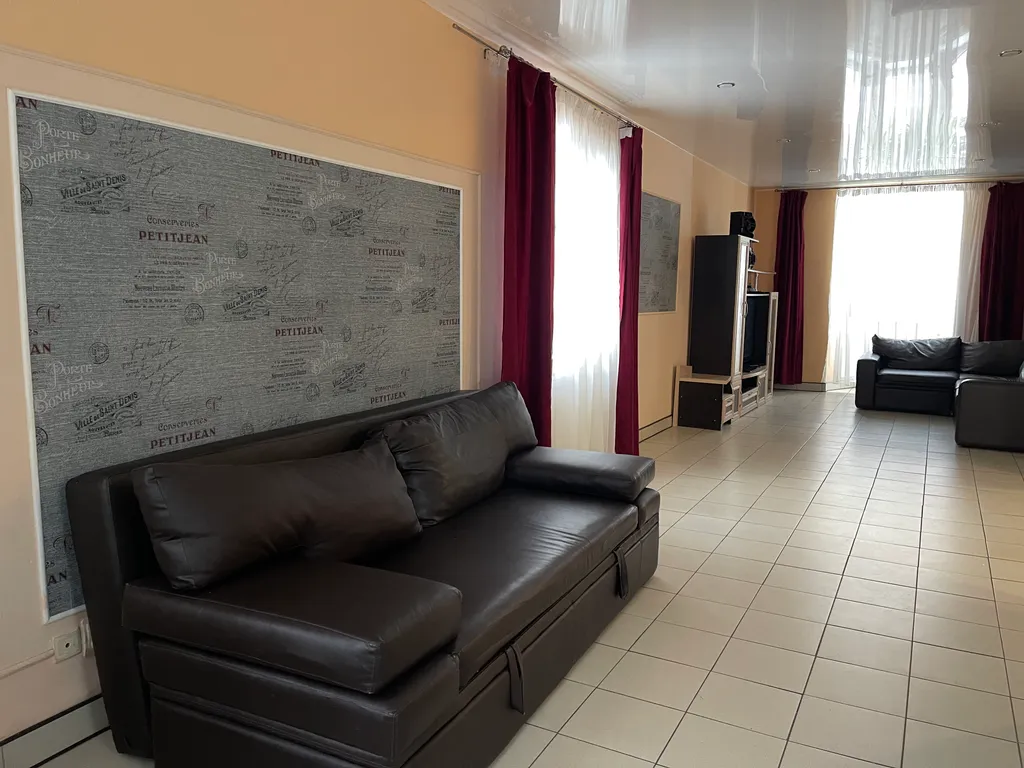 Коттедж 4-комнатный Дом — Санкт-Петербург