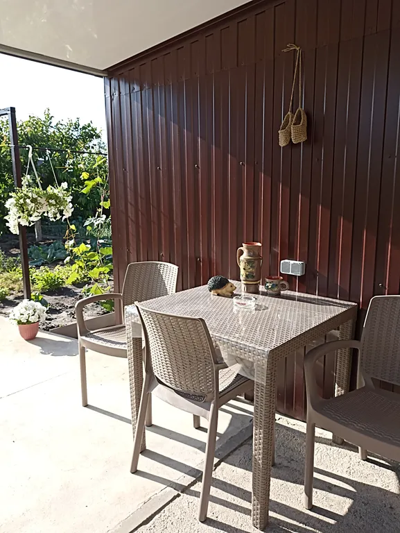 Уютная студия во дворе частной усадьбы