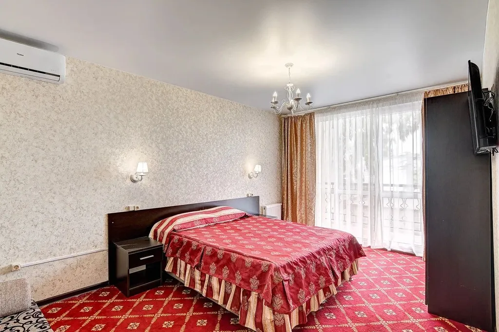 4-комнатный Дом