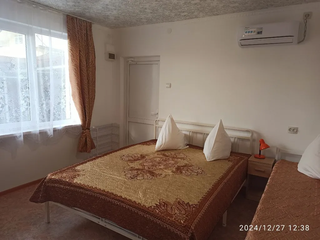 Домик в Лоо