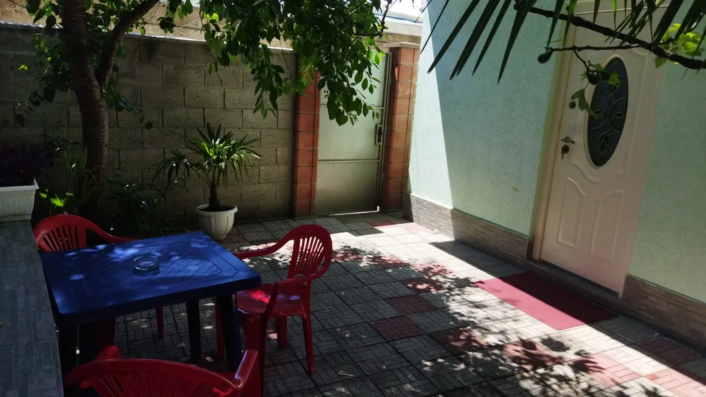 Вишневый домик