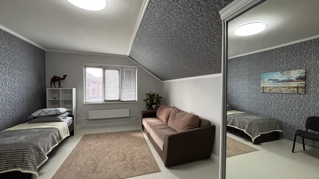 Дом в Анапе с банным чаном для дружной компании в окружении сада