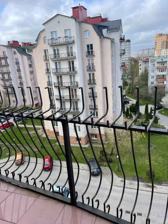 Просторная 3-к квартира в центре Калининграде