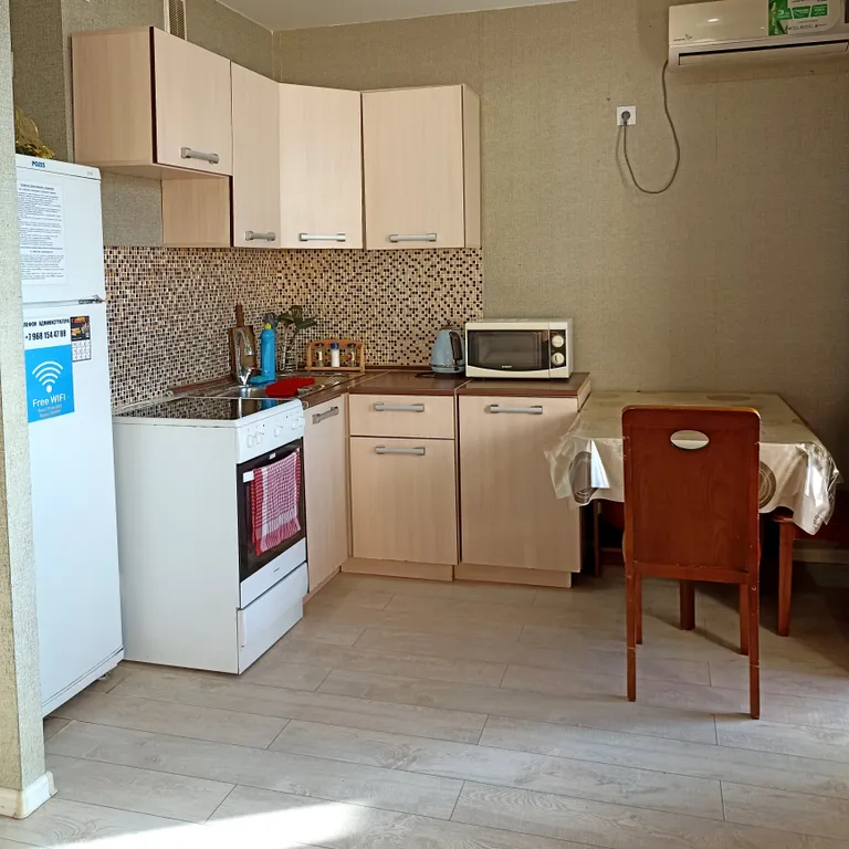 Квартира-студия с дизайнерским ремонтом в лучшем районе города