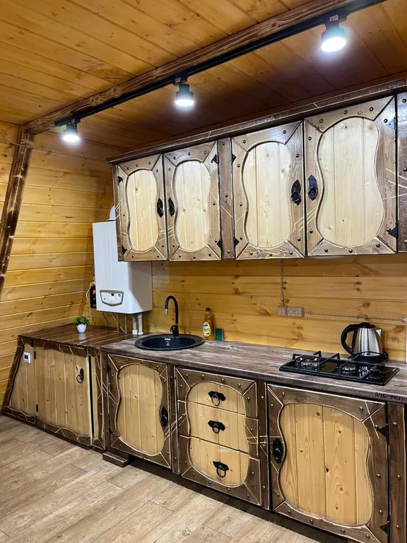 Коттедж в лесу