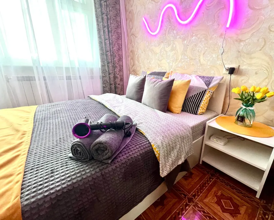 Апартаменты Комфорт Неон