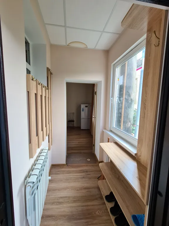 2-комнатная квартира с ремонтом, напротив курортного парка