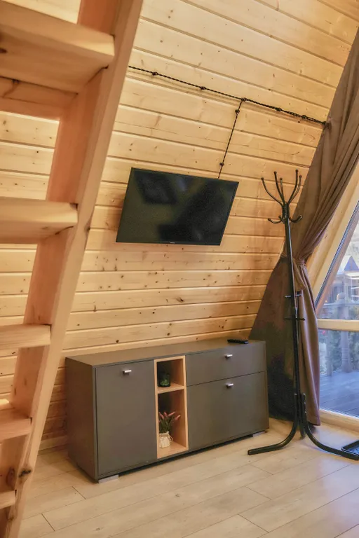 Афрейм с видом на боргустанский хребет