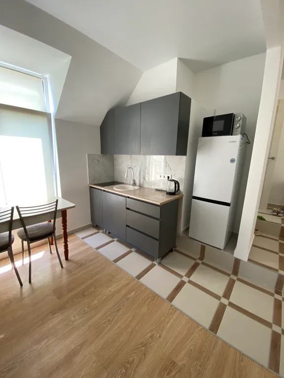 Уютная часть дома с бассейном