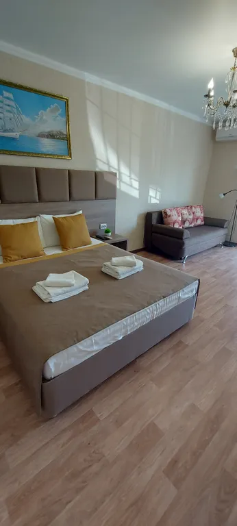 Квартира Квартира Люкс двухкомнатный с кухней — Кучугуры