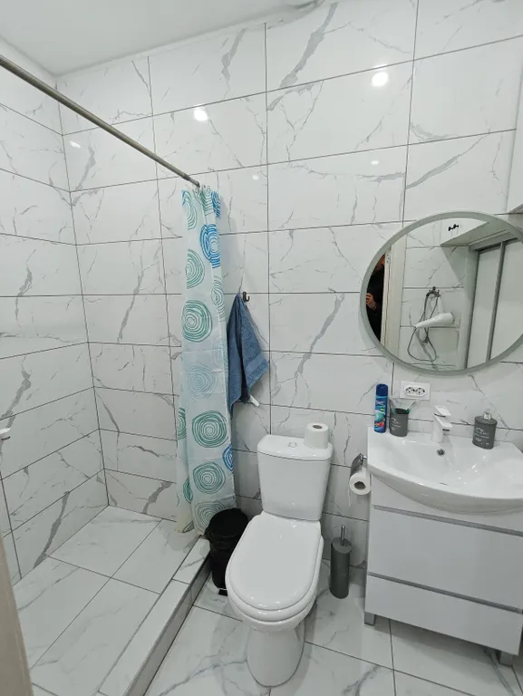 Новая дизайнерская 1-комнатная квартира в центре