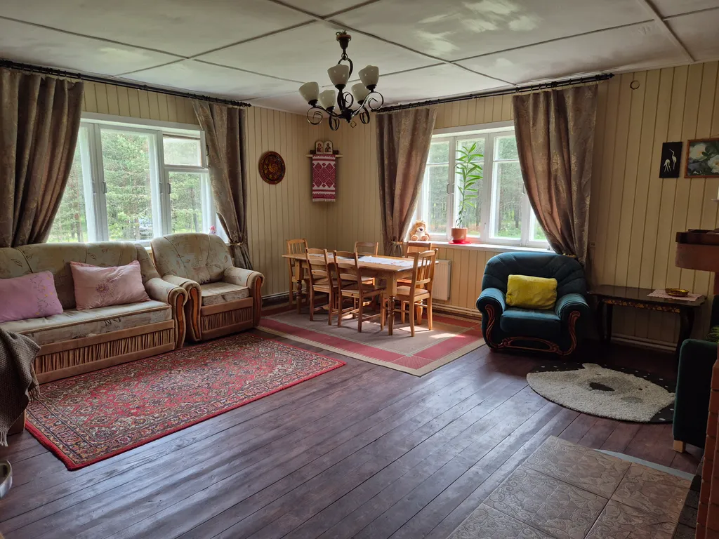 Усадьба Сосновый хутор на берегу реки Мста