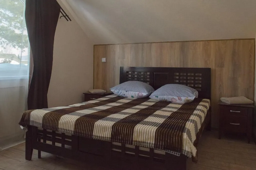 6-комнатный Дом