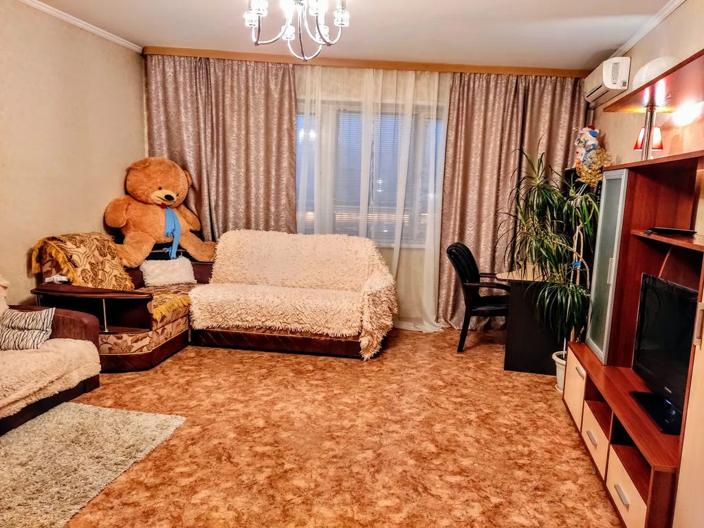 Квартира Большая квартира напротив ТРЦ Планета — Красноярск