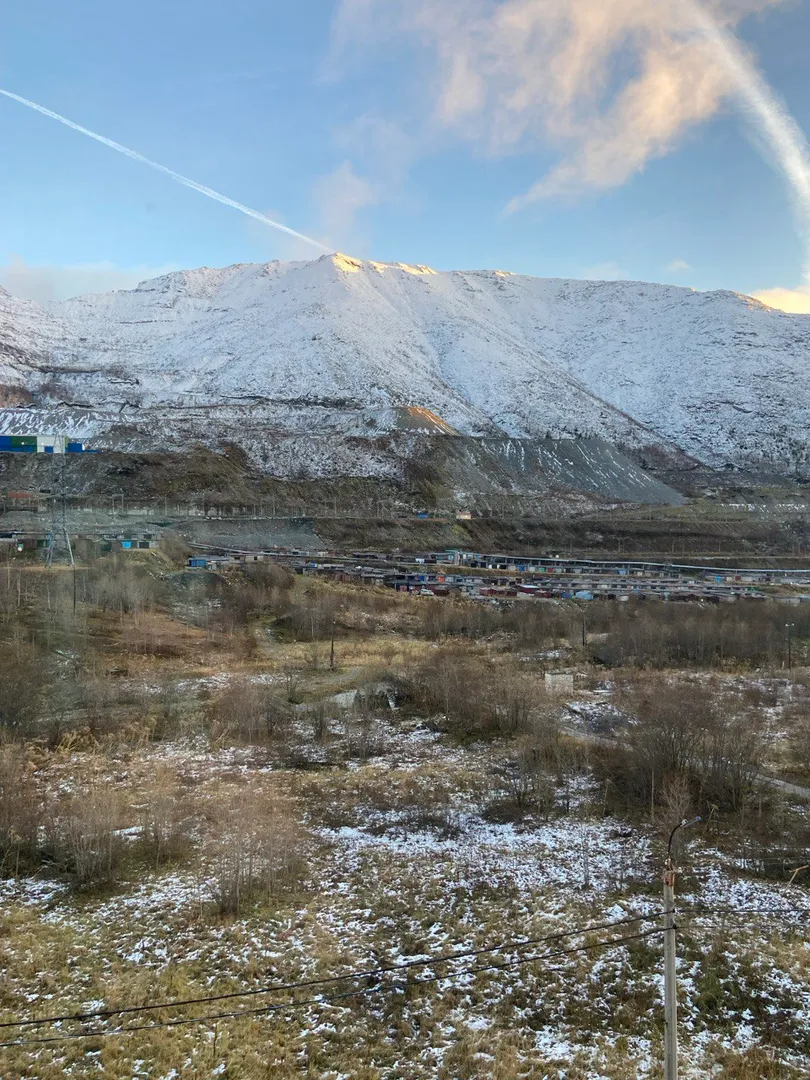 Вид из окна ванной и кухни