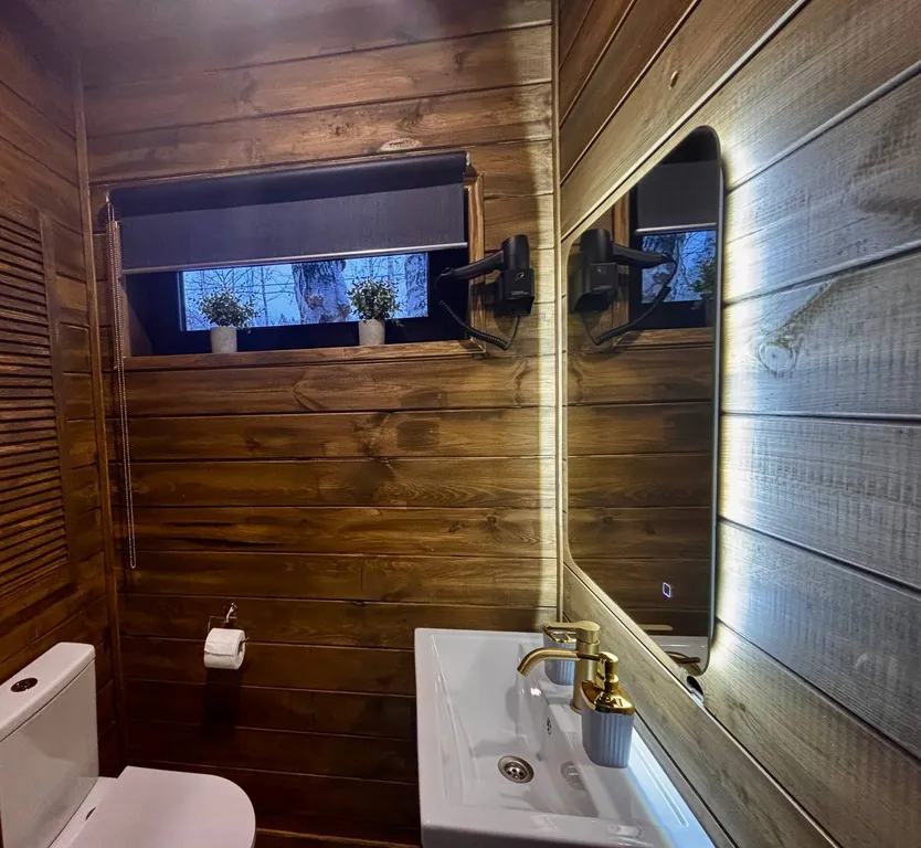 Серый домик