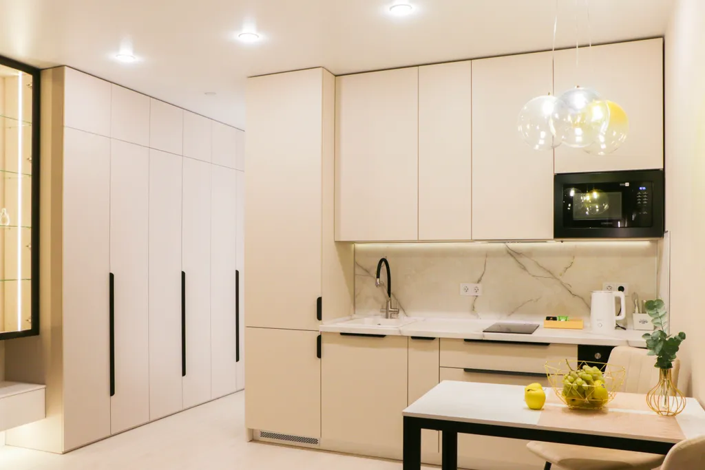 Новая студия с дизайнерским ремонтом