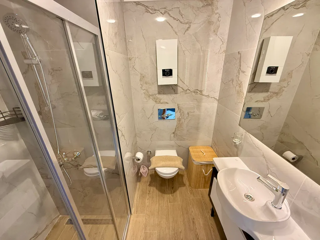 Уютная квартира с видом на горы, пляж Клеопатра