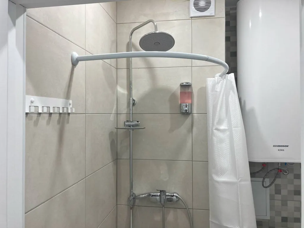 Стандартный двухместный номер с большой кроватью и видом на горы