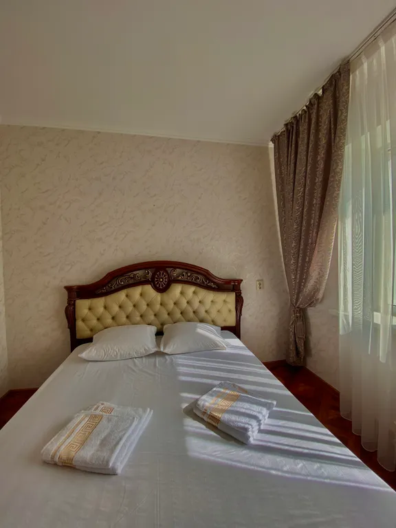 Апартаменты двухкомнатные с кухней