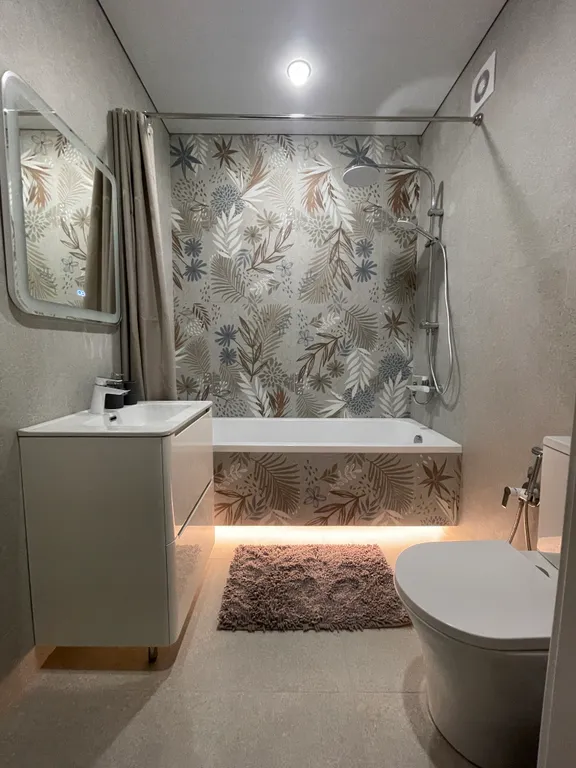 Квартира с видом на город и море