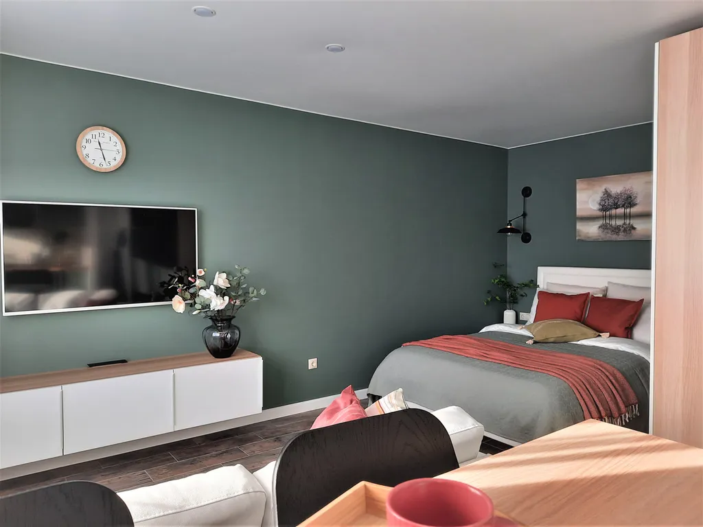 Студия на Южном Валу