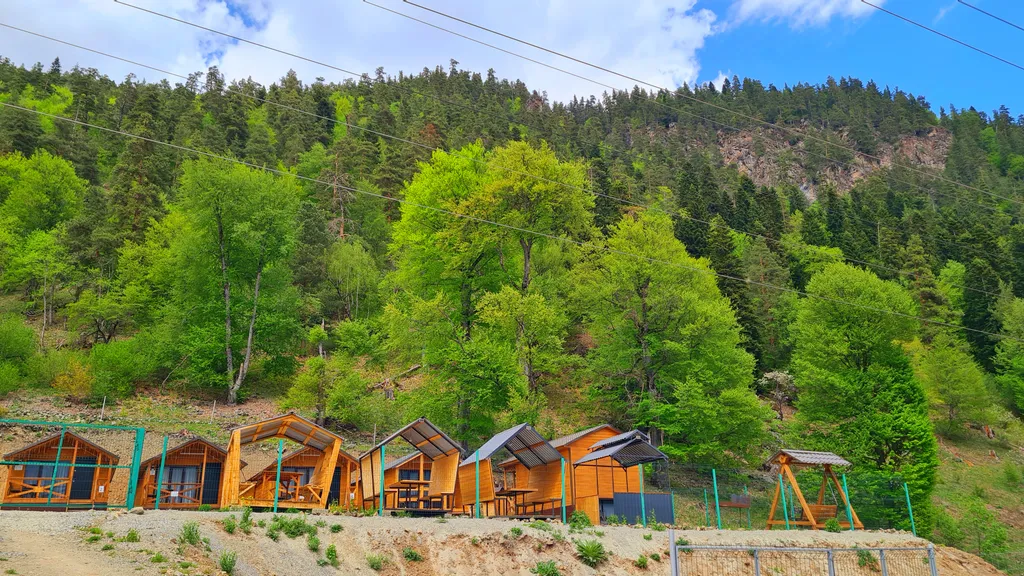 Экодомик с великолепным видом на горы