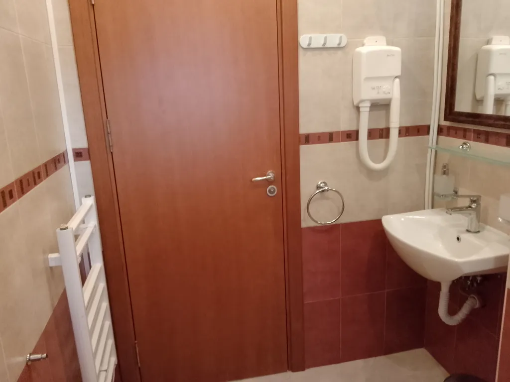 Трехкомнатный люкс в соснах у моря в Санта Марина