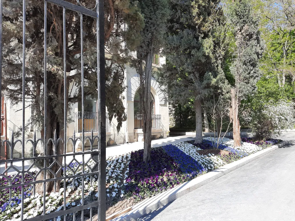 Квартира Квартира Апартамент с парковкой и балконом — Севастополь